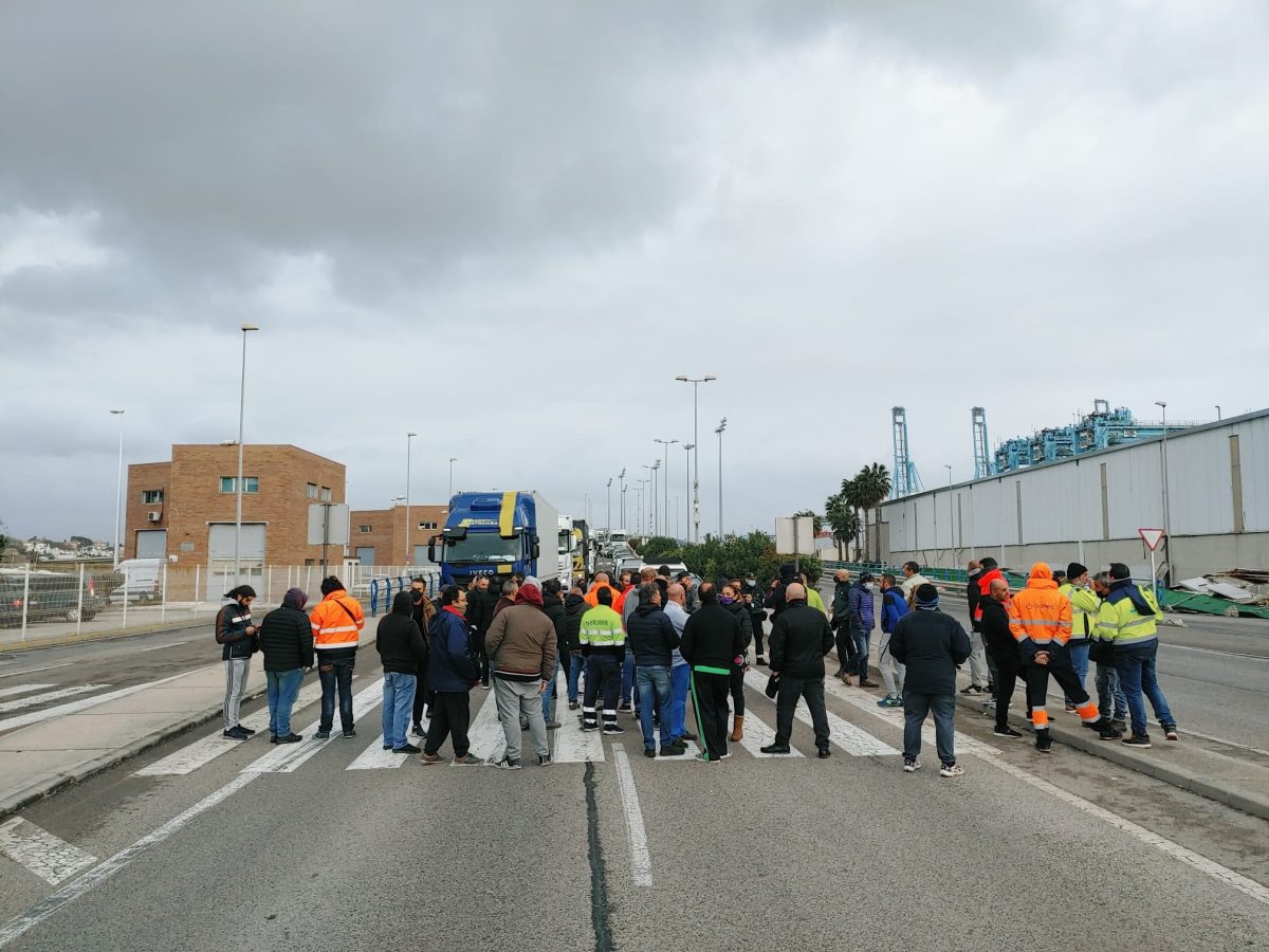 huelga metal colapso noviembre 2021 - El sector del metal, de nuevo a la huelga: el SERCLA no consigue desbloquear el conflicto El sector del metal, de nuevo a la huelga: el SERCLA no consigue desbloquear el conflicto