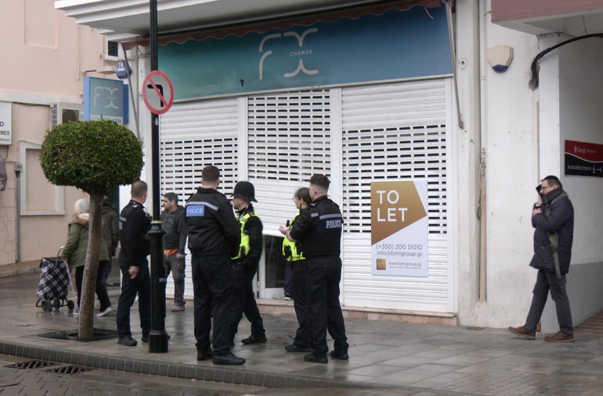 Dos trabajadores resultan heridos tras el derrumbe de un muro en una obra en Gibraltar