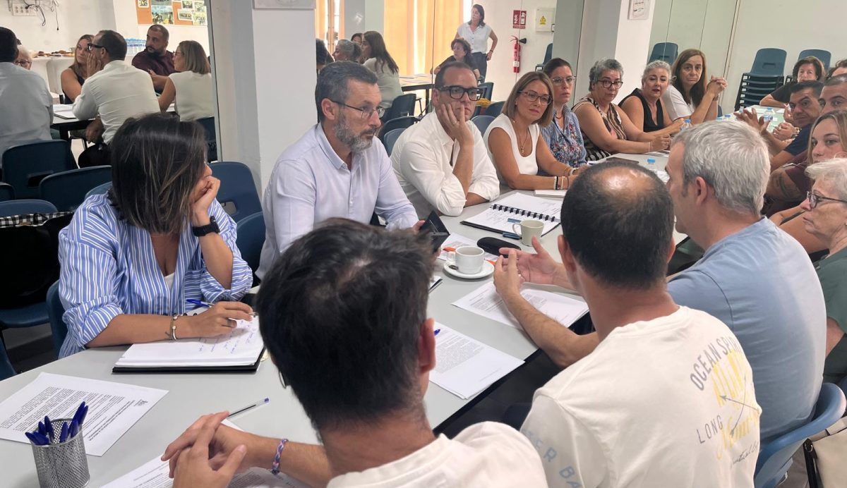 MESA ASANSULL 1 e1789457879489 - La Línea une fuerzas para exigir a Junta y Gobierno más financiación para la Dependencia MESA ASANSULL 1 e1789457879489 - La Línea une fuerzas para exigir a Junta y Gobierno más financiación para la Dependencia