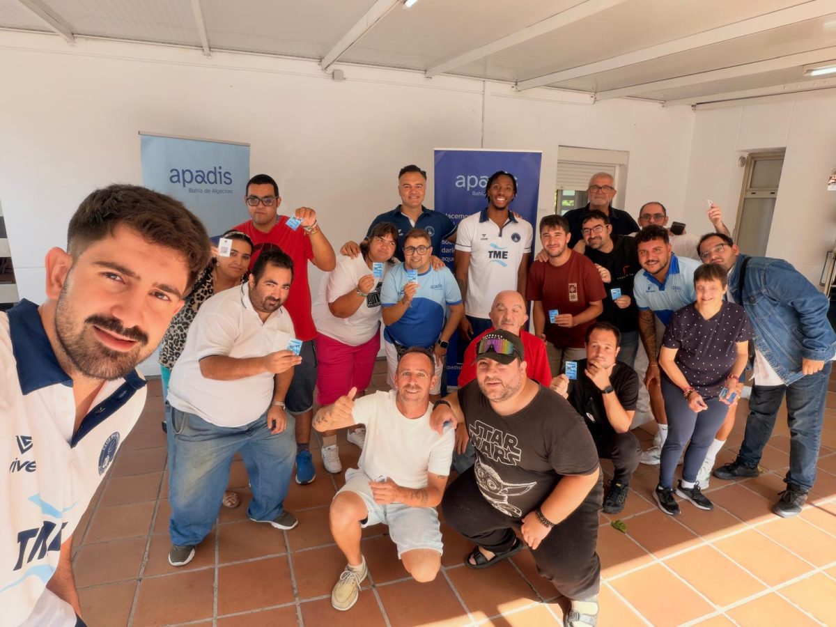 El CB Algeciras abre sus gradas a los usuarios de APADIS con abonos gratuitos
