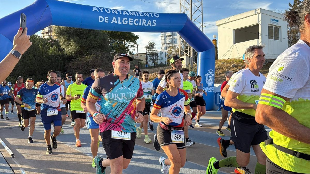Casi 400 corredores toman este sábado Algeciras en una Media Maratón que se estrena por el centro de la ciudad