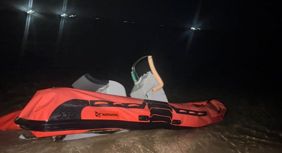 robo lancha tarifa barbate e1791456544316 - Roban una embarcación en el puerto de Tarifa y aparece destrozada y sin motor en Barbate robo lancha tarifa barbate e1791456544316 - Roban una embarcación en el puerto de Tarifa y aparece destrozada y sin motor en Barbate